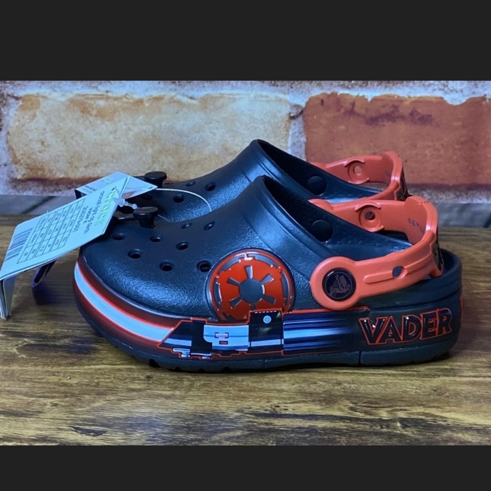 Crocs Kids Clog Light Up Star Wars Shoes - Size 10